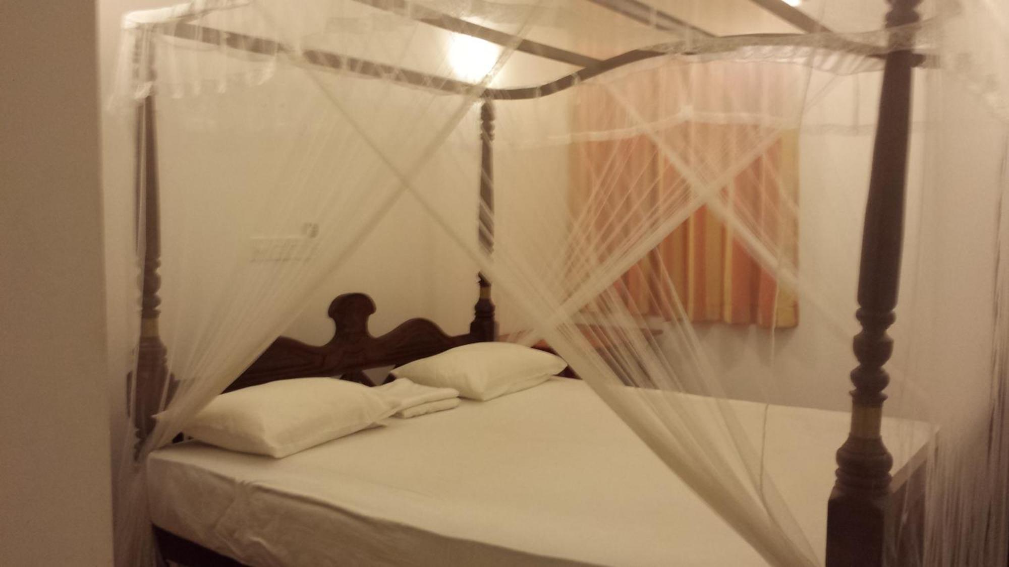 Nooit Gedacht Holiday Resort Unawatuna Kamer foto