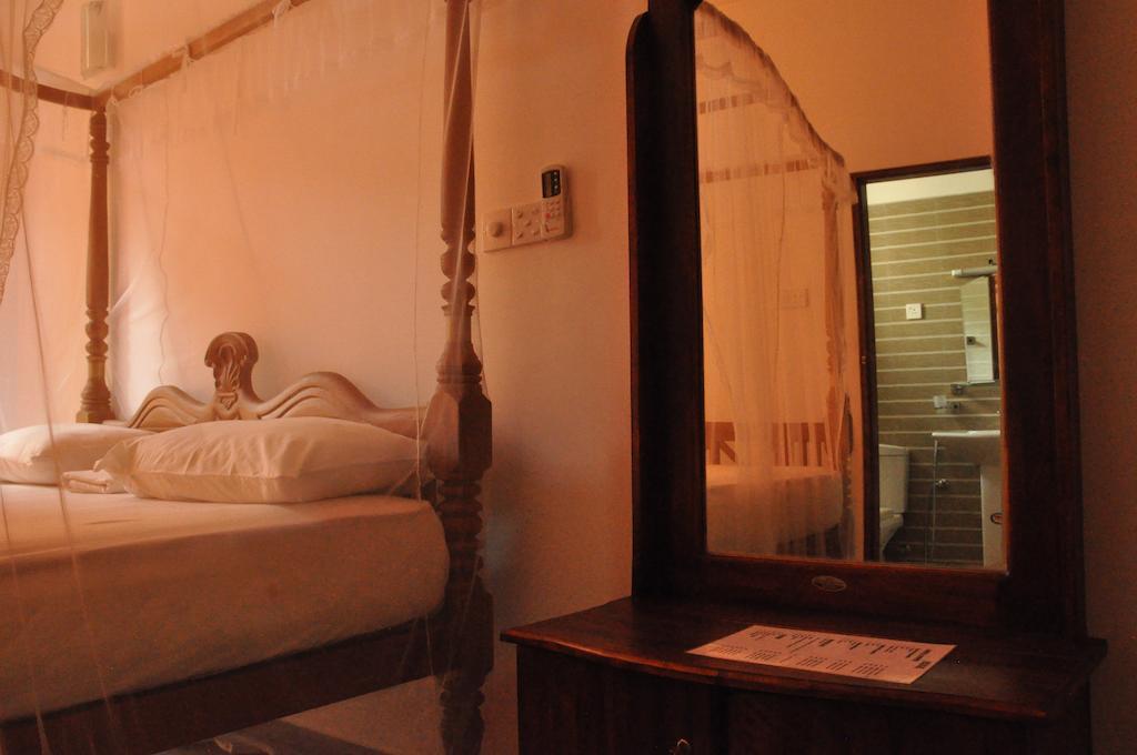 Nooit Gedacht Holiday Resort Unawatuna Buitenkant foto