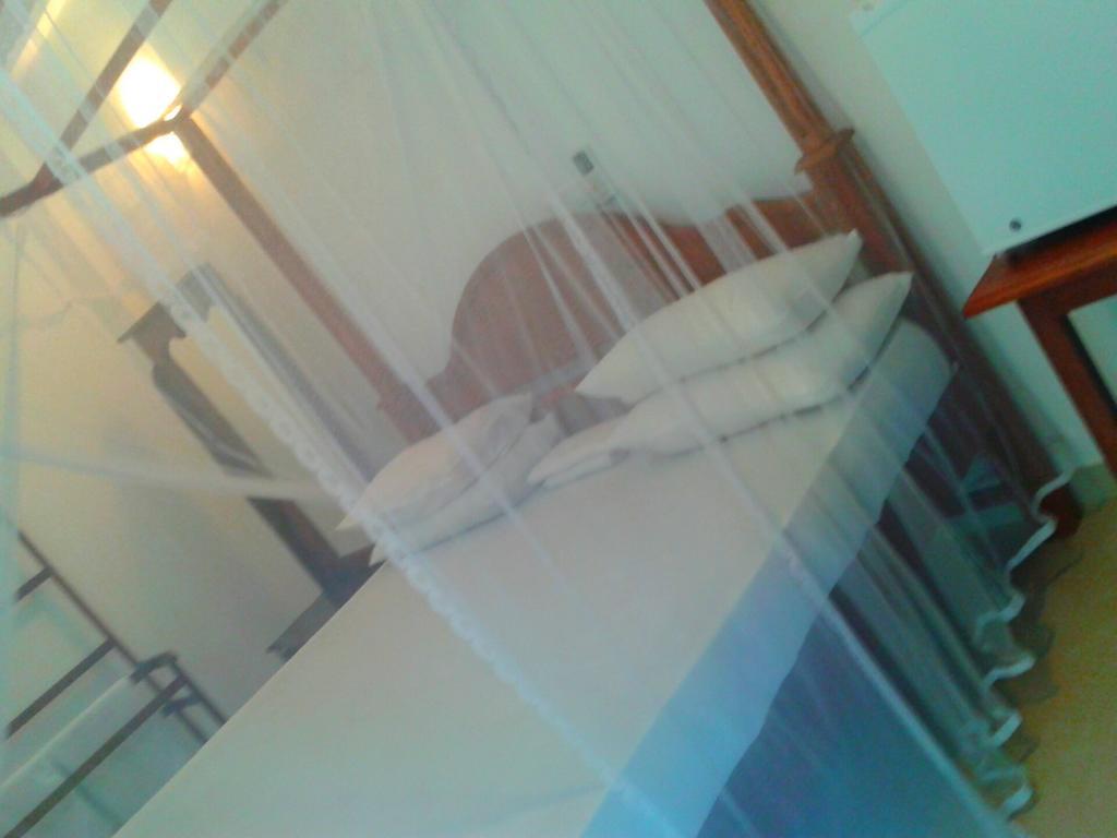 Nooit Gedacht Holiday Resort Unawatuna Buitenkant foto