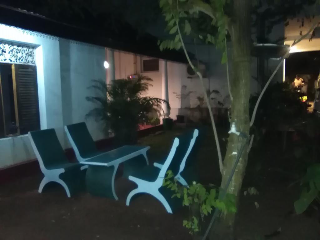 Nooit Gedacht Holiday Resort Unawatuna Buitenkant foto