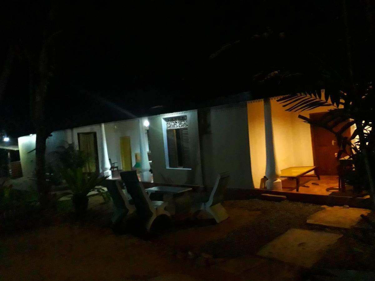 Nooit Gedacht Holiday Resort Unawatuna Buitenkant foto