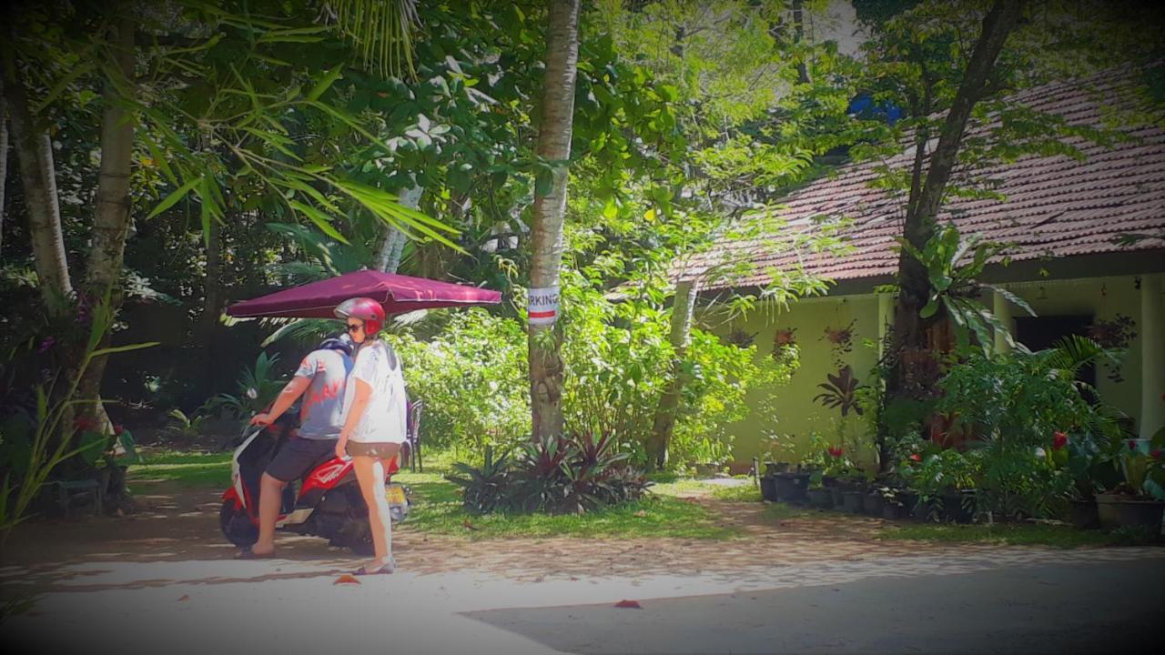 Nooit Gedacht Holiday Resort Unawatuna Buitenkant foto